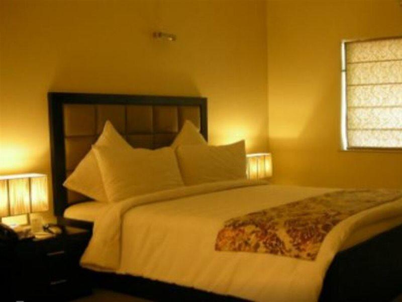 Casa De Bengaluru Hotell Exteriör bild
